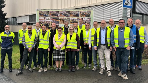 AZuR-Delegation beeindruckt von Michelin- Runderneuerungswerk für Lkw- und  Bus-Reifen in Homburg • AZuR Netzwerk